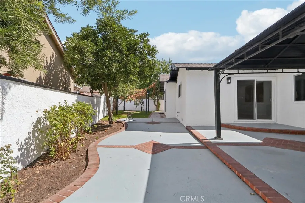 15631 Harvest Street, Granada Hills, California 91344 home-pic-28